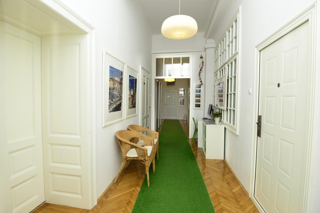 Galeria Rooms Liubliana Exterior foto