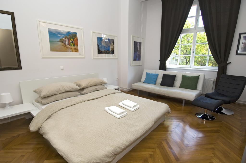 Galeria Rooms Liubliana Quarto foto