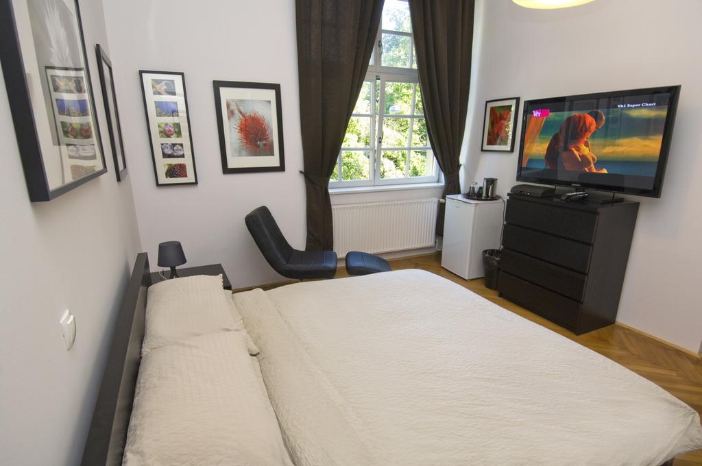 Galeria Rooms Liubliana Quarto foto