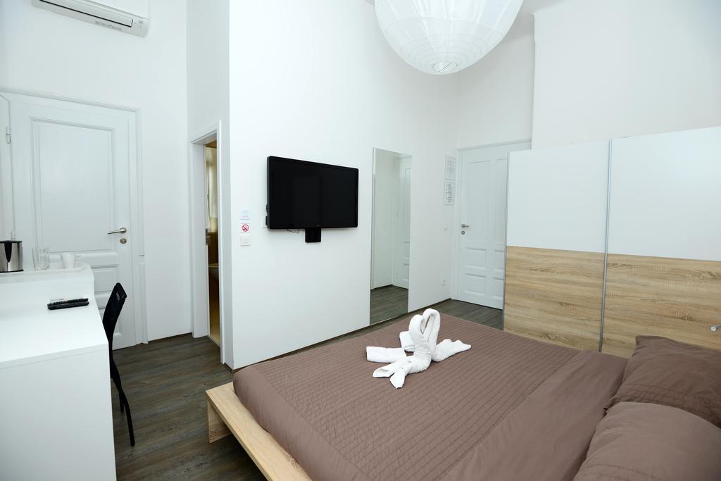 Galeria Rooms Liubliana Quarto foto